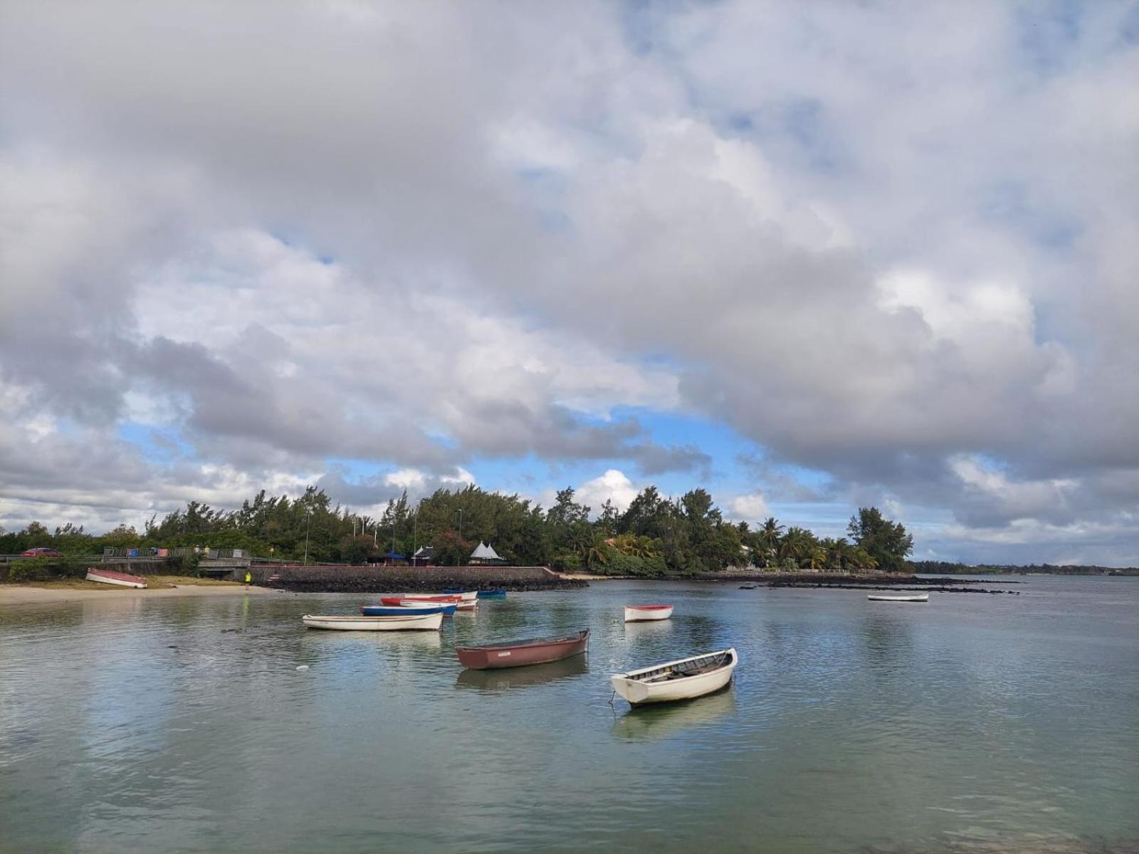 Sunshine Residence Holiday Apartments Mauritius Poste Lafayette Eksteriør bilde